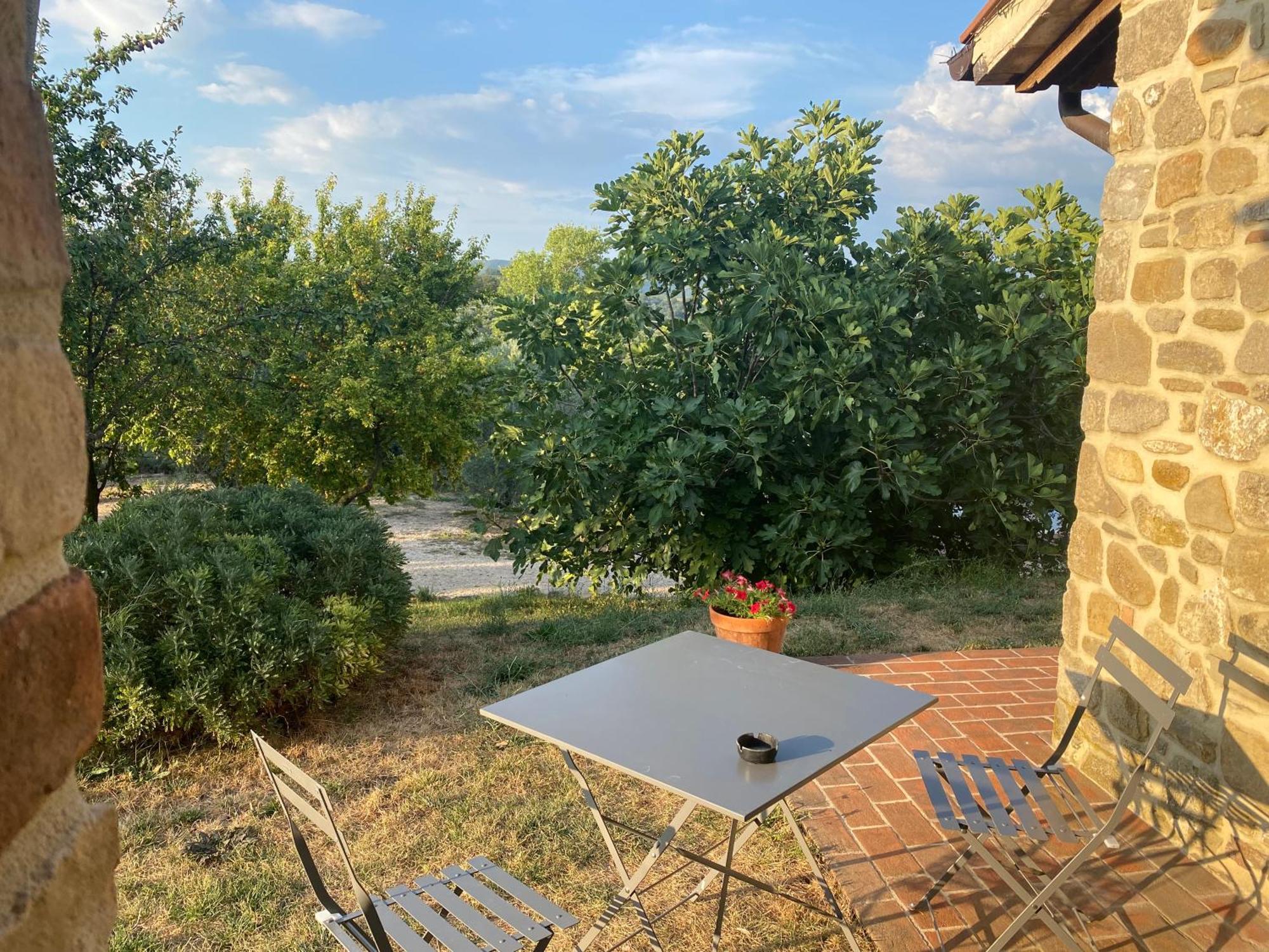 Gualdo Cattaneo Agriturismo Sant'Angelo Holiday Farm מראה חיצוני תמונה