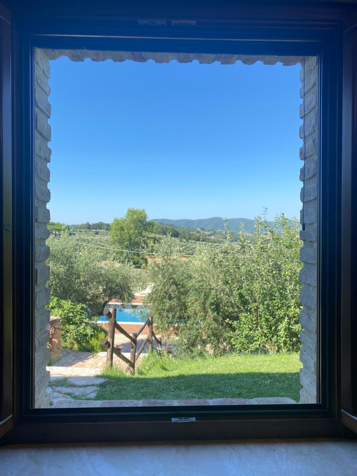 Gualdo Cattaneo Agriturismo Sant'Angelo Holiday Farm מראה חיצוני תמונה